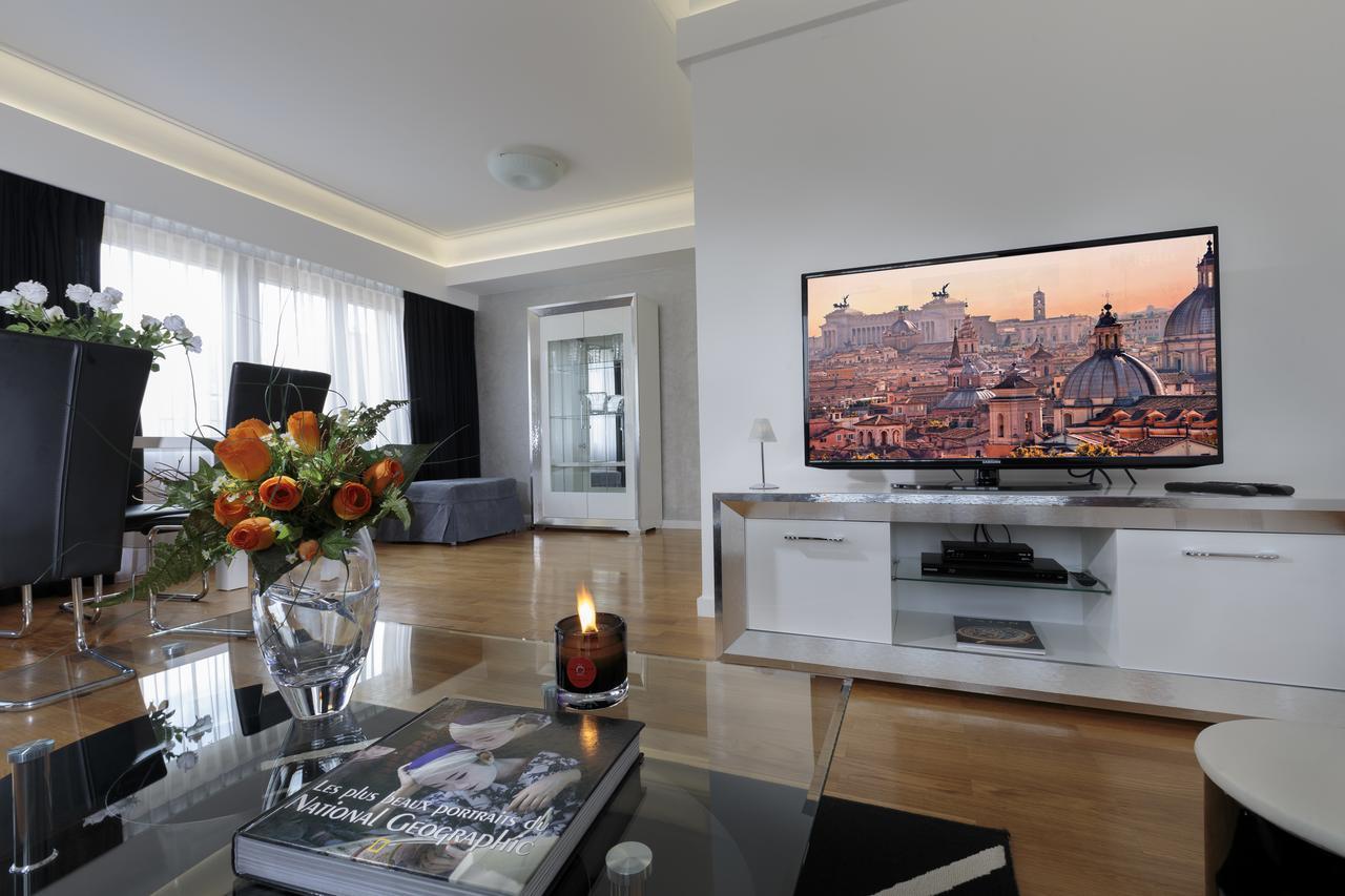 The Queen Luxury Apartments - Villa Carlotta Luxembourg Bagian luar foto
